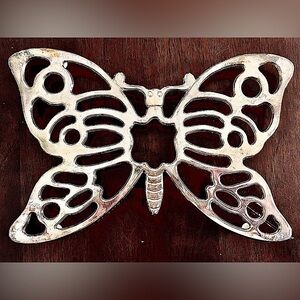 The Butterfly Trivet by Leonard. Silver plated. Made in Italy